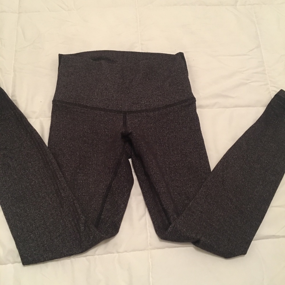 Lululemon Wunder Under Leggings